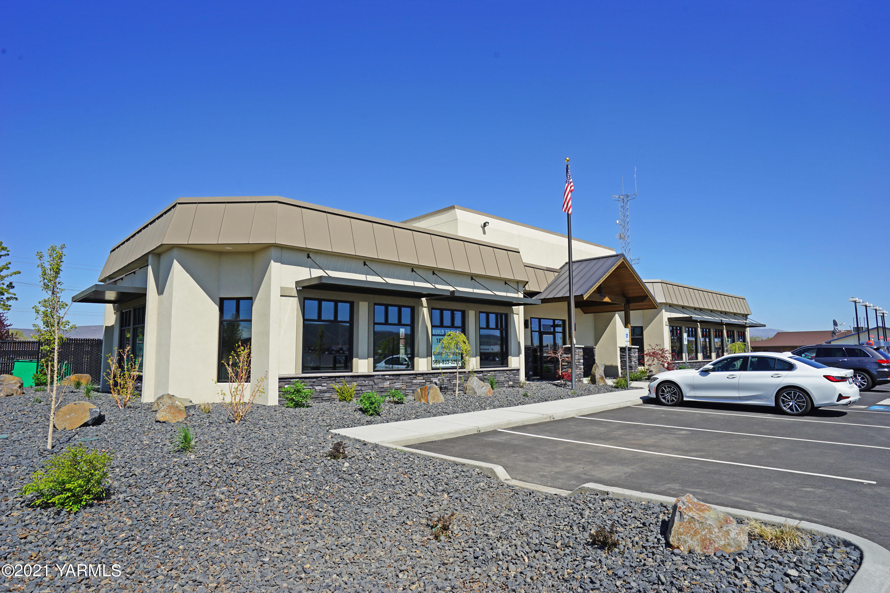 1800 Rainier Pl, Union Gap, WA 98903