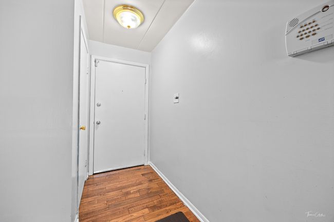 APT-1E - 18361 Glen Oak Ave, Condo with 2 bedrooms, 1 bathrooms and 1 parking in Lansing IL | Image 10
