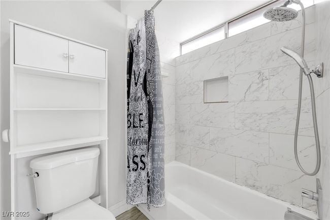 Full bathroom with shower / bath combo and toilet | Image 20