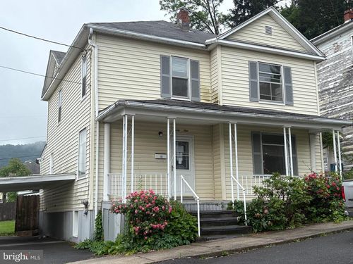 99 Gilmore St, Keyser, WV, 26726-2743 | Card Image