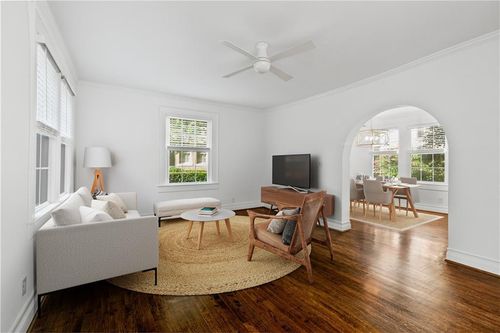 apt-c2-2230 Peachtree Rd Nw, Atlanta, GA, 30309-1136 | Card Image