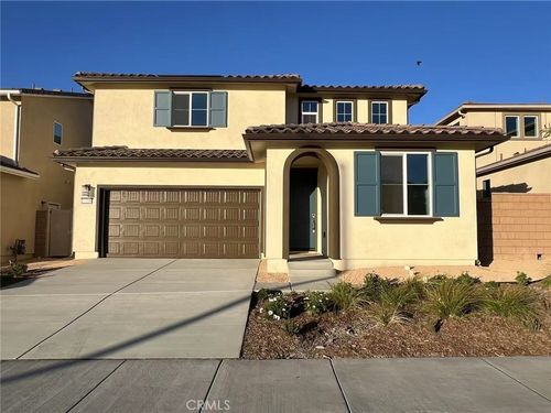 33188 Bittersweet St, Winchester, CA, 92596-1748 | Card Image