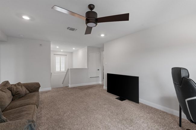Additional view of loft | Image 20