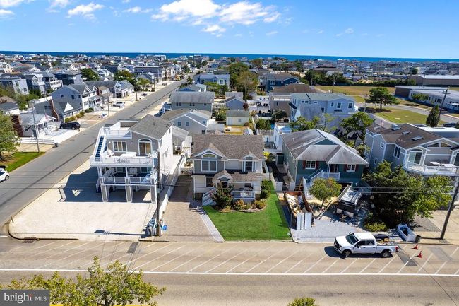 106 S Barnegat Ave, House other with 5 bedrooms, 2 bathrooms and null parking in Surf City NJ | Image 61