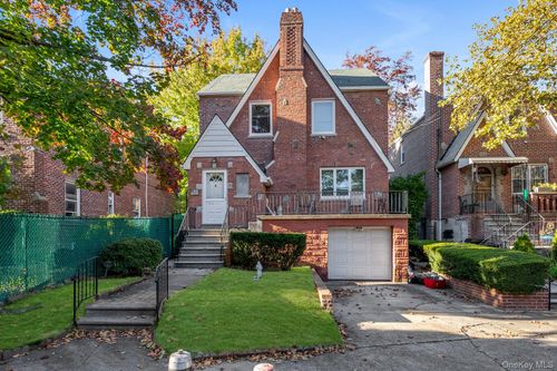 1187 Lakewood Place, New York, NY, 10461 | Card Image