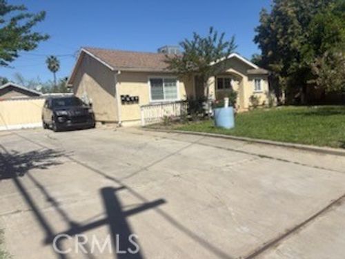 827 R St, Merced, CA, 95341 | Card Image