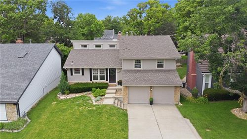 604 Ne Burning Tree St, Lee's Summit, MO, 64064-1336 | Card Image