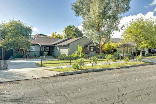 5425 Halbrent Ave, Sherman Oaks, CA, 91411-3515 | Card Image