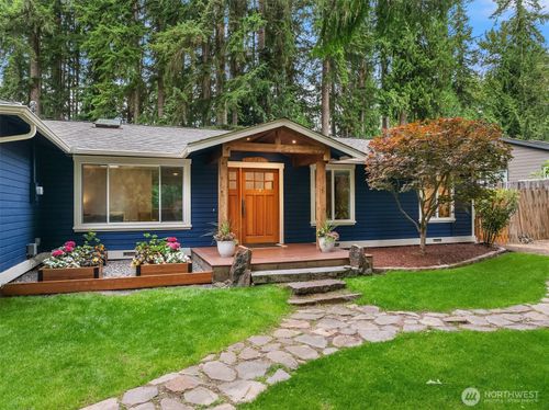 11117 318th Place Ne, Carnation, WA, 98014 | Card Image