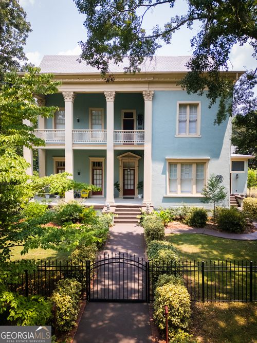 26 Magnolia St, Grantville, GA, 30220-2067 | Card Image