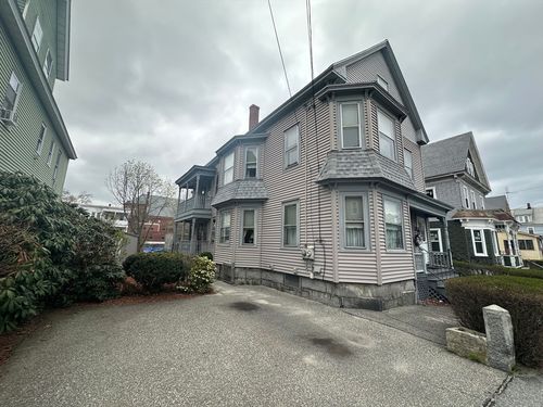 15 Crowley St, Lowell, MA, 01852 | Card Image