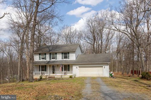 430 Babbs Mountain Rd, Winchester, VA, 22603-3213 | Card Image