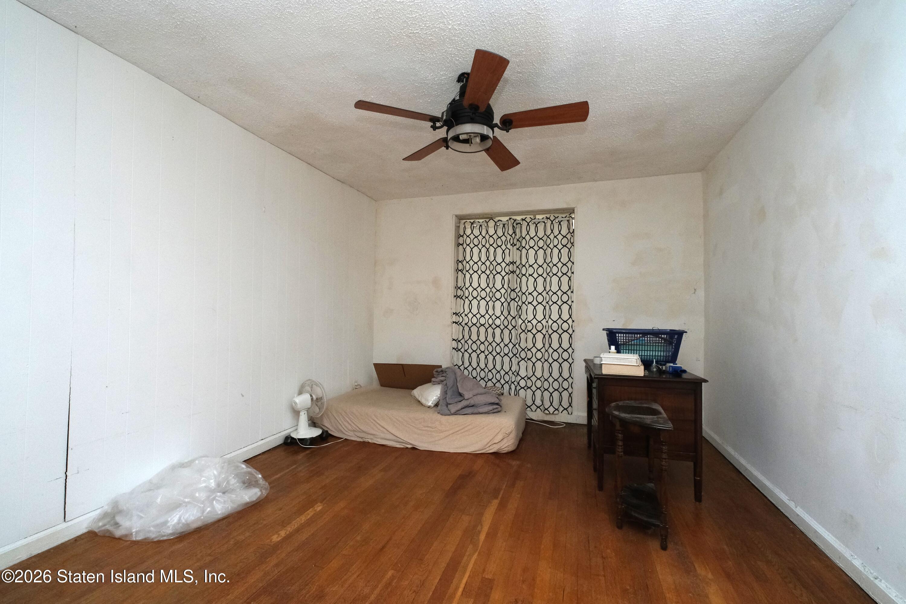 Residential Income in Staten Island 5