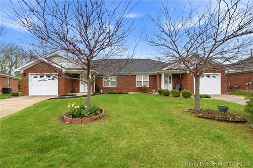 2414 Trinity Run Ct, New Albany, IN, 47150-4573 | Card Image