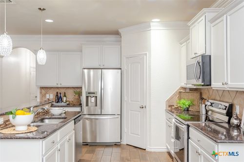 804 Valentino Dr, Harker Heights, TX, 76548-8740 | Card Image