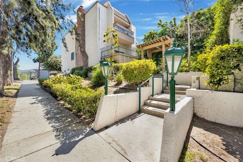 6-5533 Edward E Horton Ln, Encino, CA, 91316-1883 | Card Image