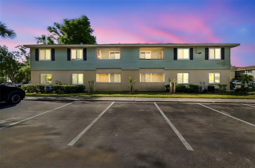 229 Red Maple Place, BRANDON, FL, 33510 | Card Image