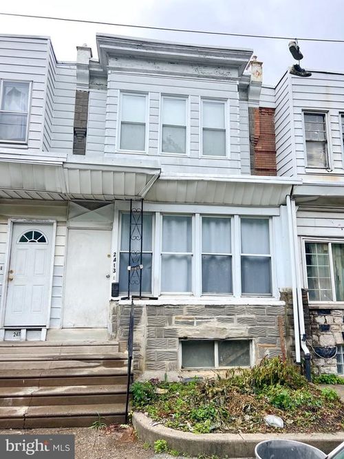 2413 S 64th St, PHILADELPHIA, PA, 19142-2915 | Card Image