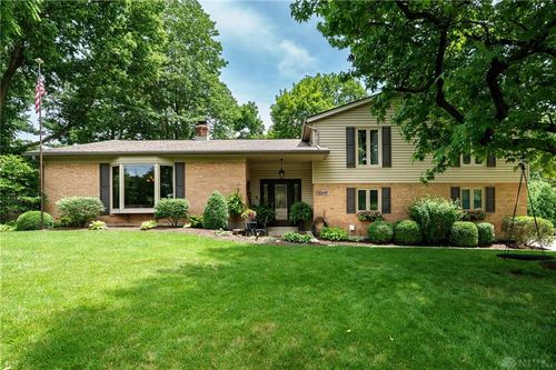 5516 Anne Ln, Washingtn Twp, OH, 45459-1604 | Card Image