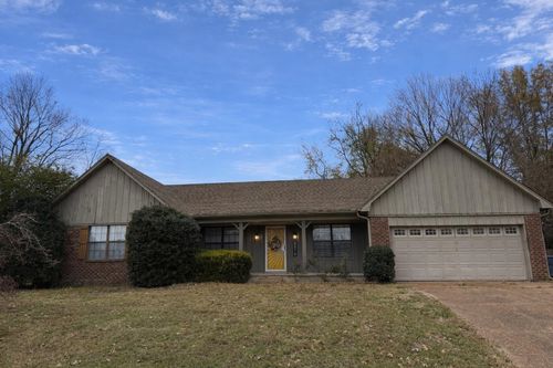 8518 Chimneyrock Blvd, Cordova, TN, 38016-5156 | Card Image