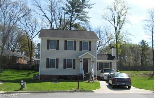 3616 Mcelveen Ct, Greensboro, NC, 27401-4855 | Card Image