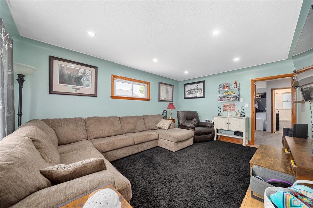 Residential in Lambton Shores 4