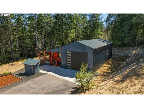 94278 Shotgun Dr, North Bend, OR, 97459-8795 | Card Image