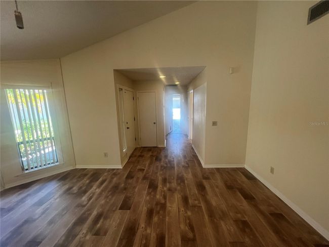 Family Room | Image 18