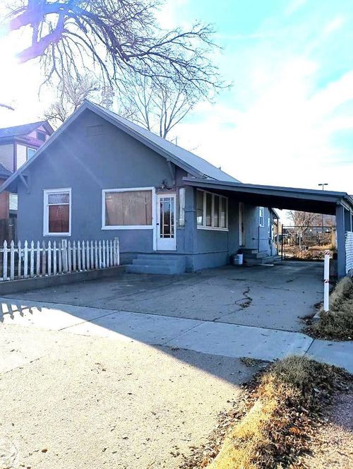 302 S 3rd St, Lamar, CO, 81052-2816 | Card Image