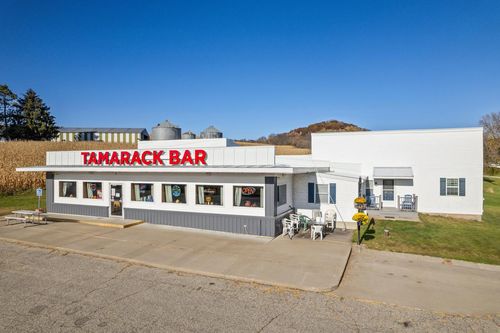 W24592 Holcomb Coulee Rd, GALESVILLE, WI, 54630-8412 | Card Image