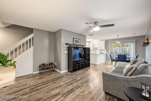 8512 Grand Neptune Dr, Louisville, KY, 40228-4206 | Card Image