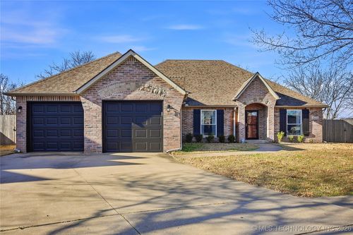 14226 Urbana Ave, Bixby, OK, 74008-3790 | Card Image