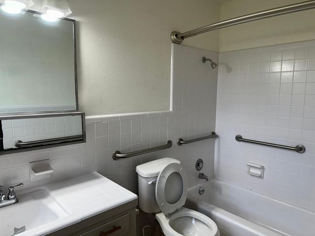 2nd Bath | Image 19