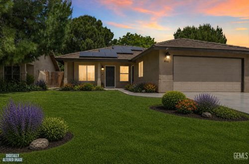 814 Greenwood Meadow Ln, Bakersfield, CA, 93308-9833 | Card Image