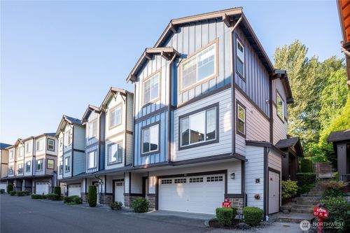 apt-101-10378 157th Pl Ne, Redmond, WA, 98052-0035 | Card Image