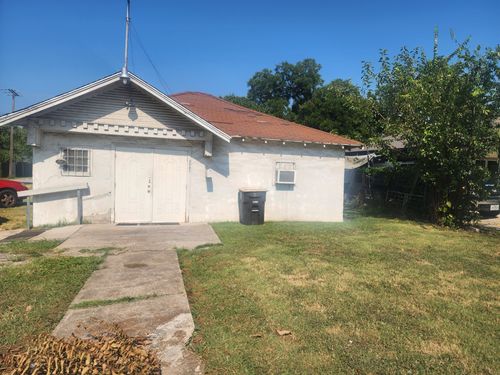 2847 S Marsalis Ave, Dallas, TX, 75216-4307 | Card Image