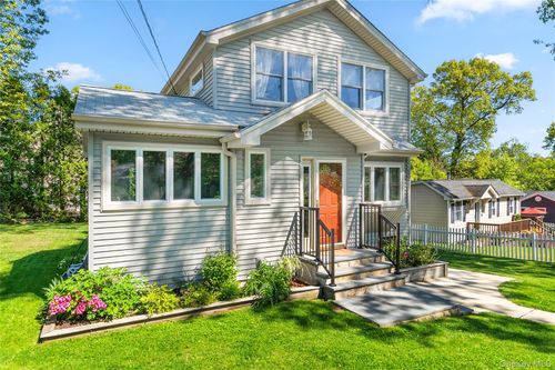 46 Cardoza Ave, Mohegan Lake, NY, 10547-1102 | Card Image