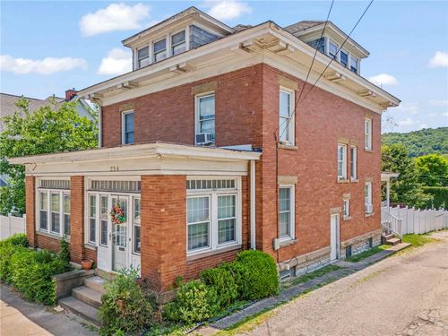 254 E Greene St, Waynesburg, PA, 15370-1811 | Card Image