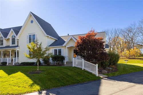 34 Hamlin Dr, Canandaigua, NY, 14424-1034 | Card Image