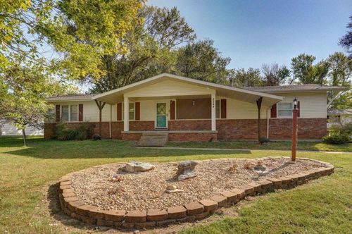 5744 S Roanoke Ave, Springfield, MO, 65810-2721 | Card Image