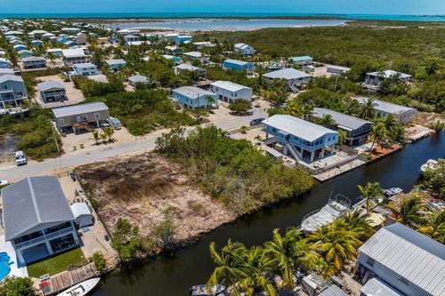 27345 Guadaloupe Ln, Ramrod Key, FL, 33042-5414 | Card Image