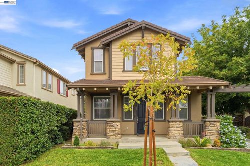 400 Chase St, Mountain House, CA, 95391-1044 | Card Image