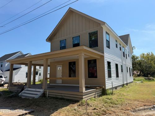 105 Bell Street, Elizabeth City, NC, 27909 | Card Image