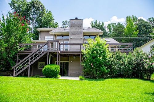 10083 Lakeview Pkwy, Villa Rica, GA, 30180-7633 | Card Image