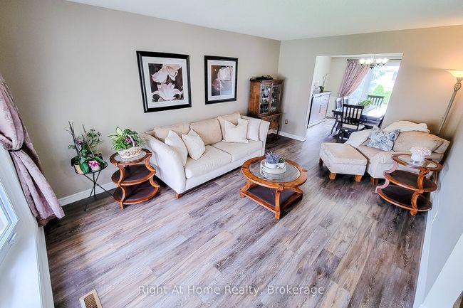 133 Lavender Dr, House other with 5 bedrooms, 3 bathrooms and 2 parking in Ancaster ON | Image 19