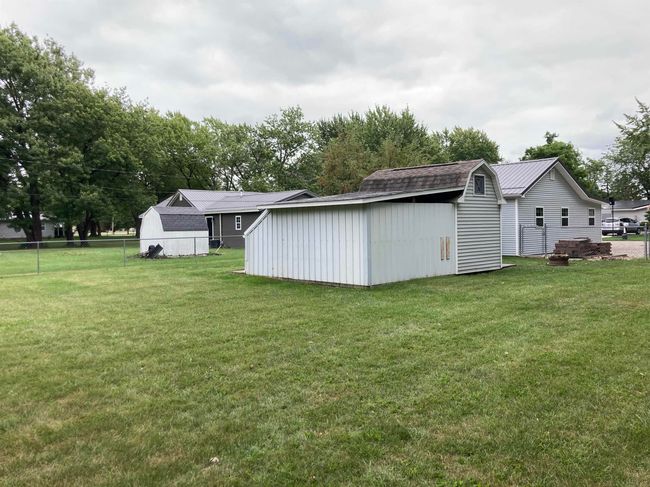 1439 W Central Ave, House other with 2 bedrooms, 1 bathrooms and null parking in Bluffton IN | Image 25