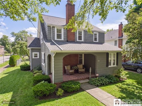 256 Highland Ave, Hamburg, NY, 14075-4447 | Card Image