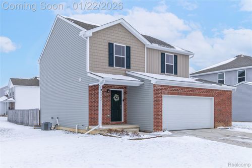 6062 Crooked River Dr, Swartz Creek, MI, 48473-8988 | Card Image