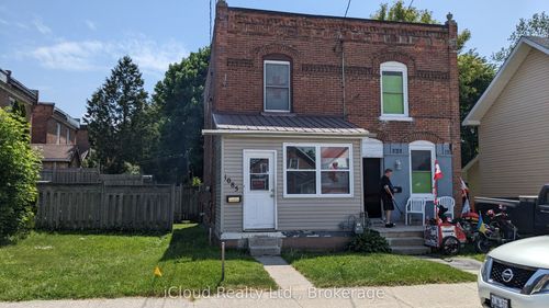 1085 3rd Ave E, Owen Sound, ON, N4K2L1 | Card Image