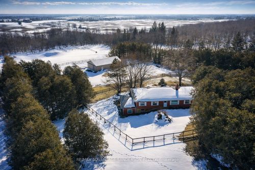 8201 Observatory Dr, Granton, ON, N0M1V0 | Card Image